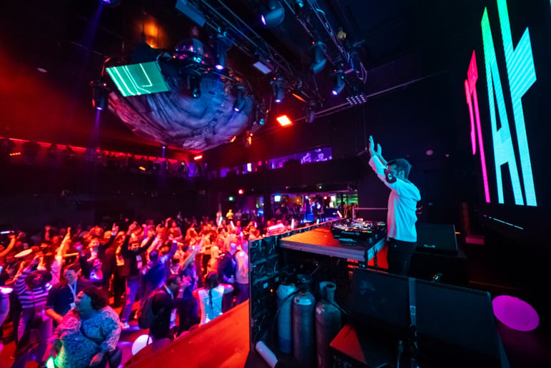 Gallery photo 12 of Tim Lacatena (DJ + Sax)