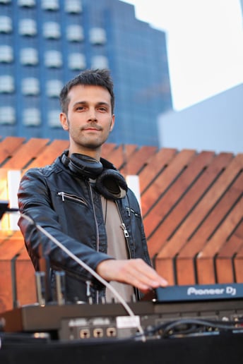 Gallery photo 26 of Tim Lacatena (DJ + Sax)