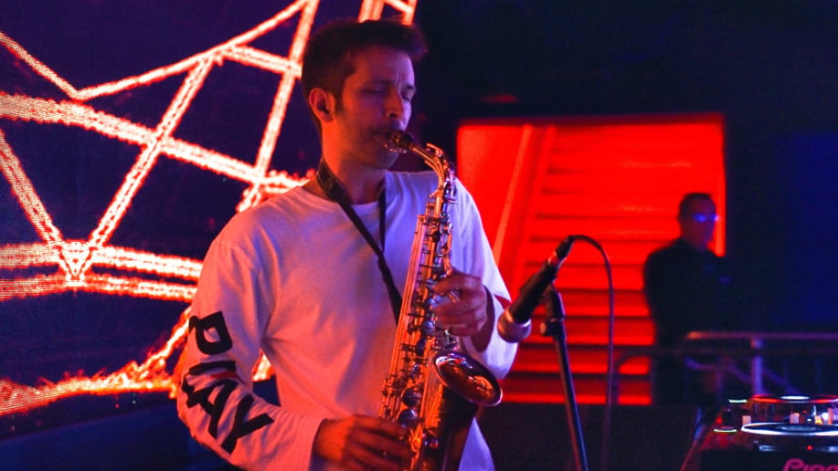 Gallery photo 23 of Tim Lacatena (DJ + Sax)