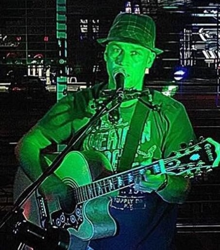 Gallery photo 2 of Tim Owings OneManBand