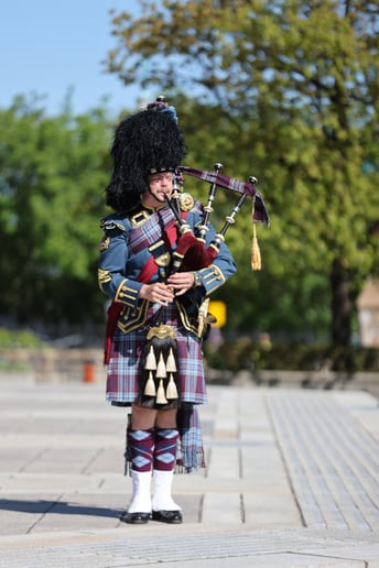 Gallery photo 1 of Tim Reid, Professional Bagpiper