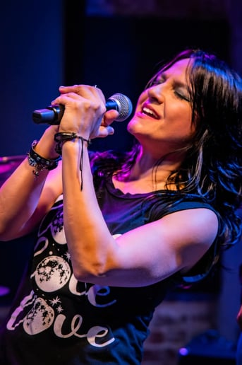 Gallery photo 8 of AYCA (Diva Rock Pop Dance Cover Band)