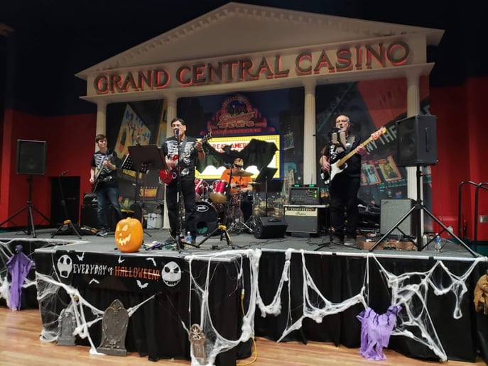 Gallery photo 1 of Vinyl Rock Band
