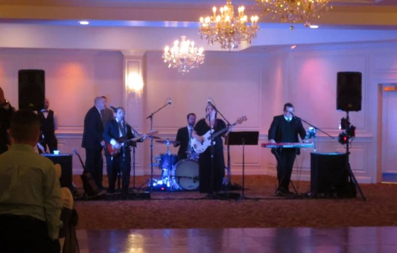 Gallery photo 2 of Tina Kenny and The Balance