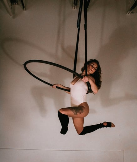 Gallery photo 2 of Tini.Cirque
