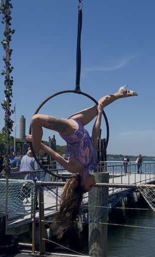 Gallery photo 4 of Tini.Cirque