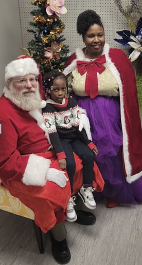 Gallery photo 3 of Tippy Santa