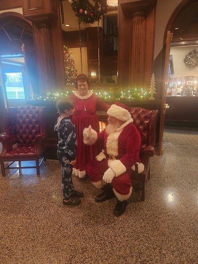 Gallery photo 6 of Tippy Santa