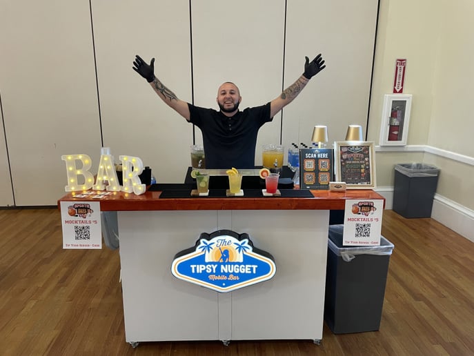 Gallery photo 9 of Tipsy Nugget Mobile Bar