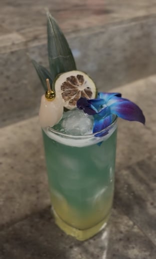 Gallery photo 5 of Tipsy Pour Mobile Bar