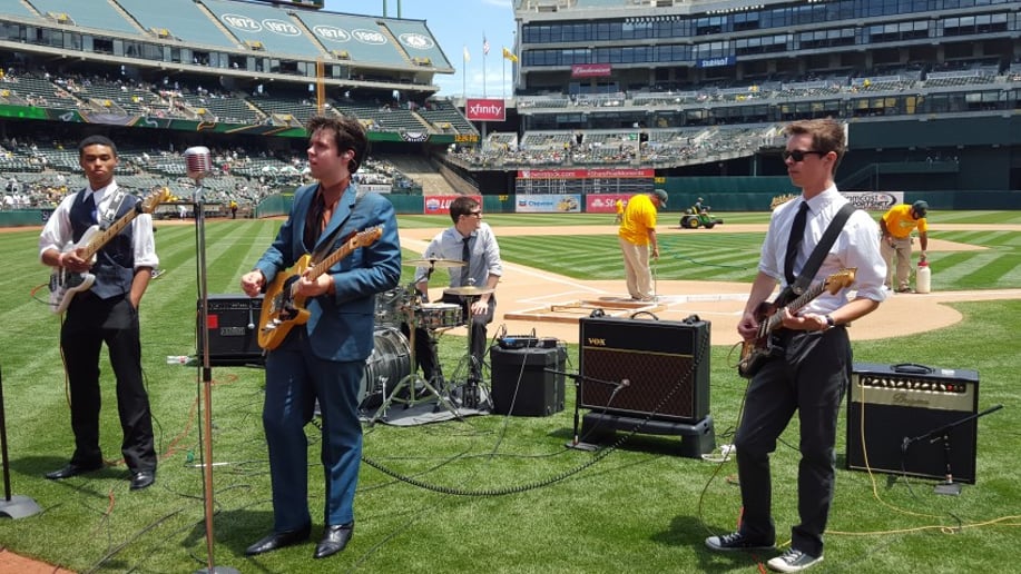 Gallery photo 10 of Todd Morgan & the Emblems
