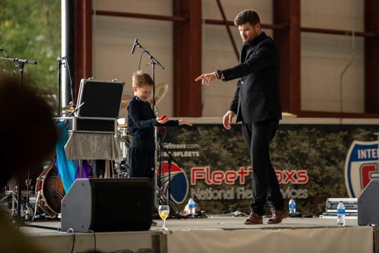 Gallery photo 6 of Todd Smith Magic