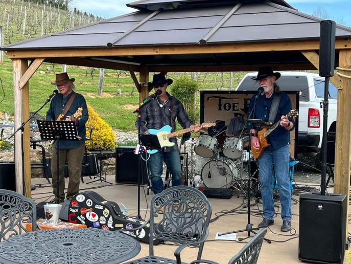 Gallery photo 3 of Toe River Bandits