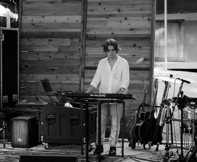 Gallery photo 5 of TolerMusic