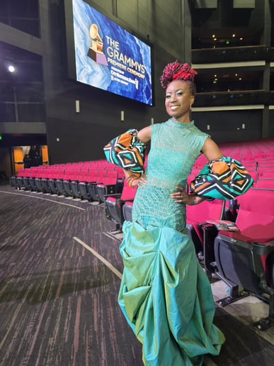 Gallery photo 9 of TolumiDE