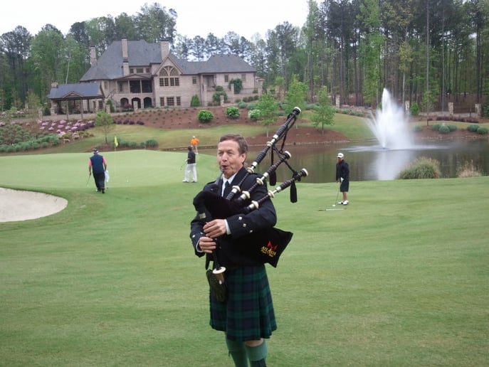 Gallery photo 1 of Tom Crawford, Bagpiper