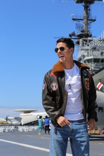 Gallery photo 37 of Tom Cruise Impersonator