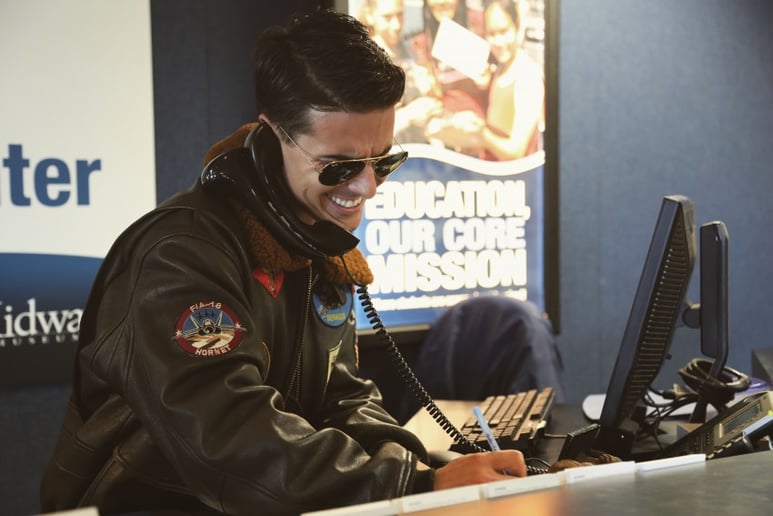 Gallery photo 48 of Tom Cruise Impersonator