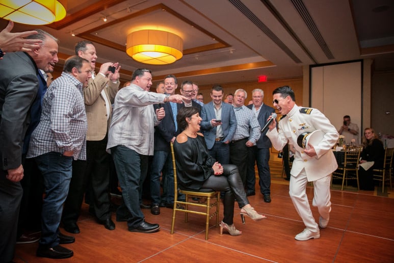 Gallery photo 29 of Tom Cruise Impersonator