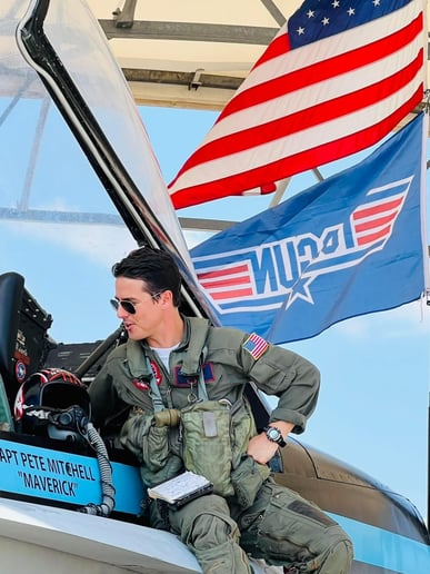 Gallery photo 13 of Tom Cruise Impersonator