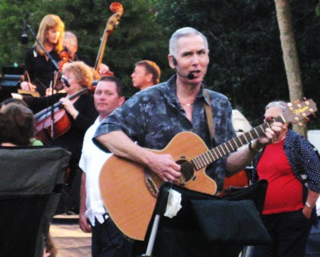 Gallery photo 12 of Tom Evan
