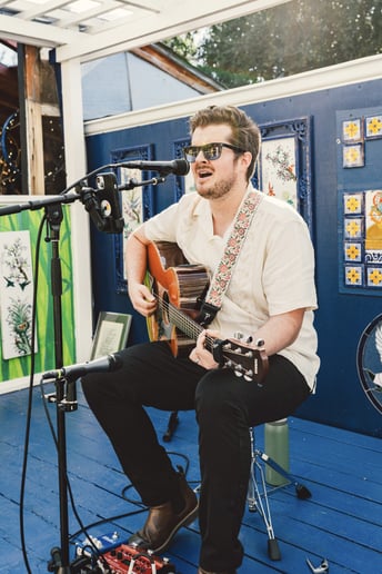 Gallery photo 1 of Tom Farley Music
