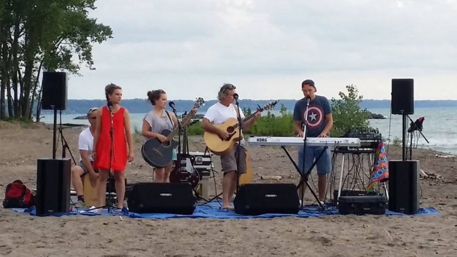 Gallery photo 17 of Tom Frye/Frye Family Band
