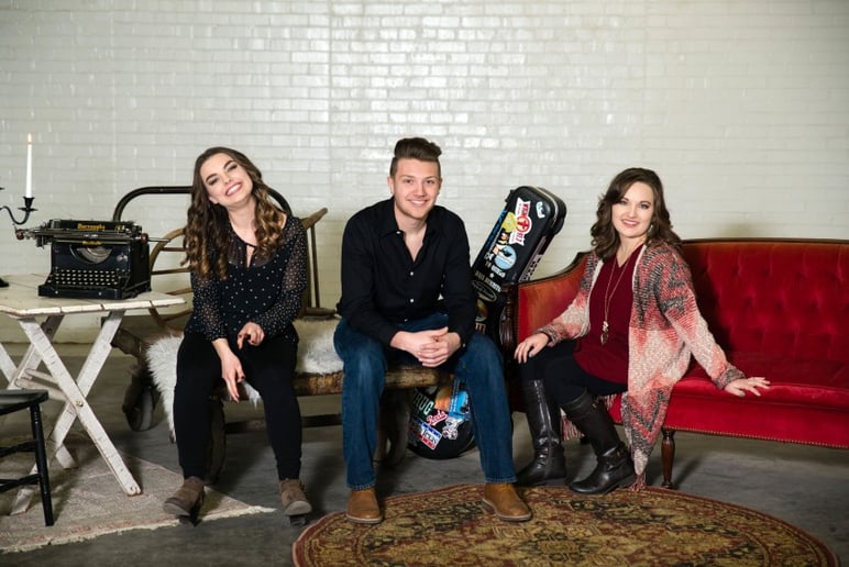 Gallery photo 16 of Tom Frye/Frye Family Band