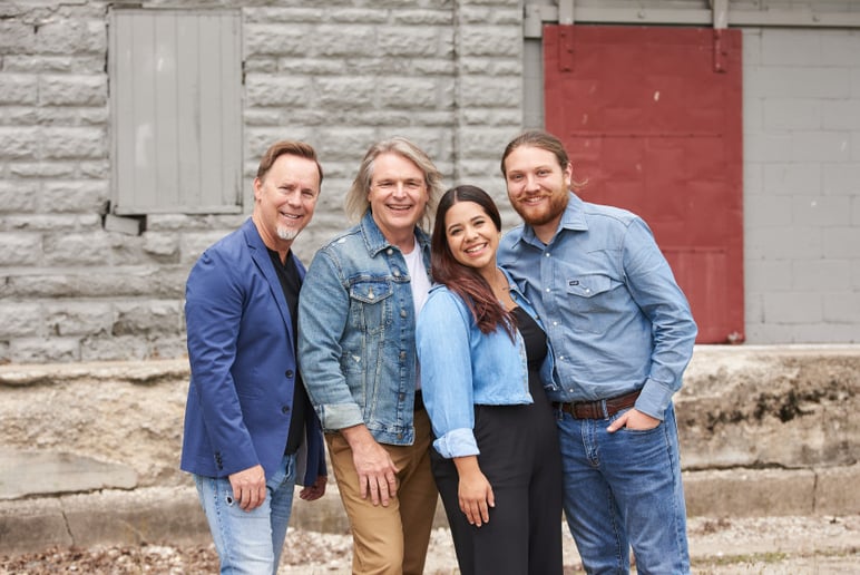 Gallery photo 2 of Tom Frye/Frye Family Band