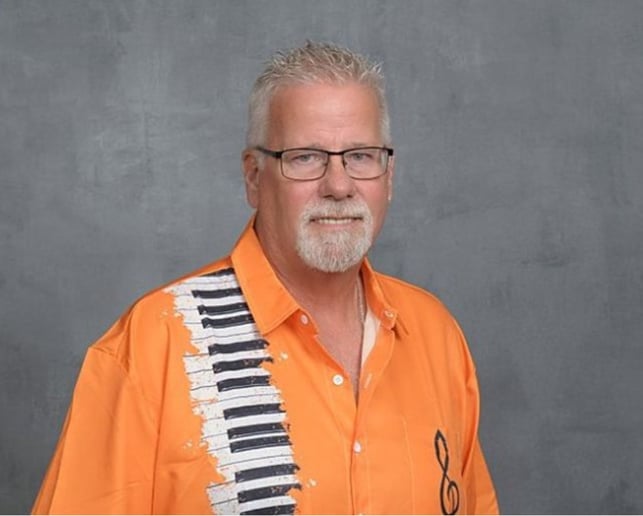 Gallery photo 3 of Tom Hofer Music