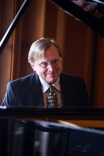 Gallery photo 6 of Tom Olsen Music