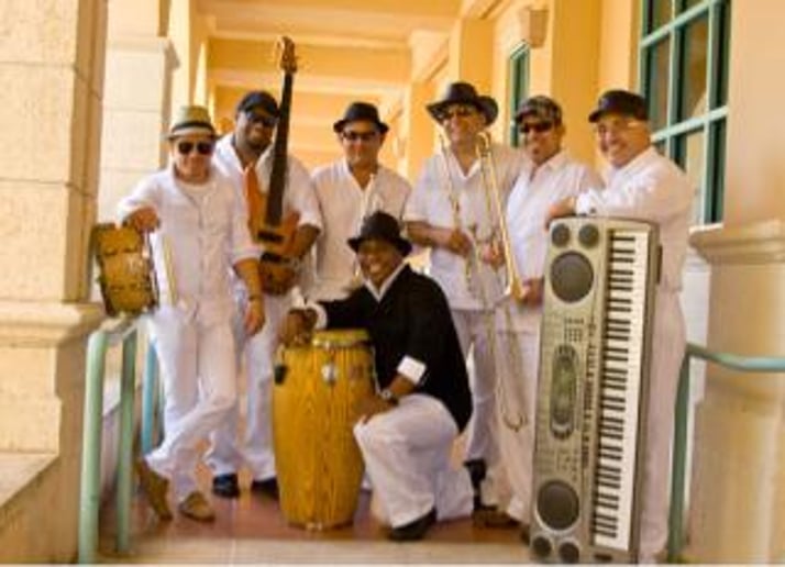 Gallery photo 6 of Latin Social Band
