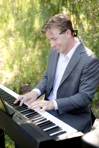 Gallery photo 5 of Tommy Biglin, Utah Valley Jazz Piano