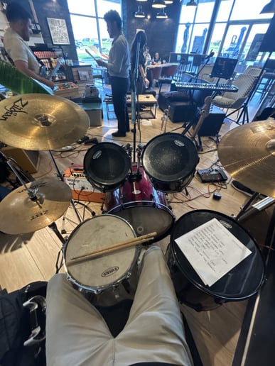 Gallery photo 7 of Tommy Drums
