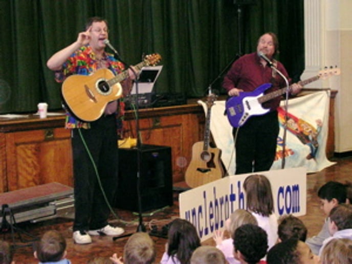 Gallery photo 9 of Tommy Gardner & The Uncle Brothers
