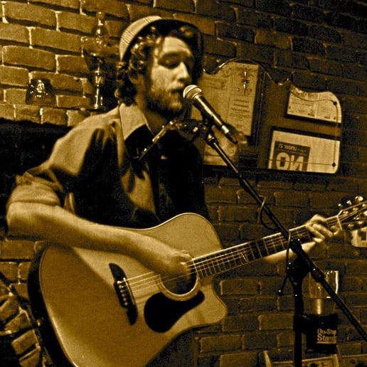 Gallery photo 1 of Tommy Link