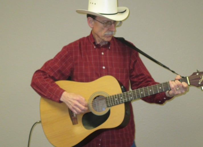 Gallery photo 1 of TomSkinnerMusician