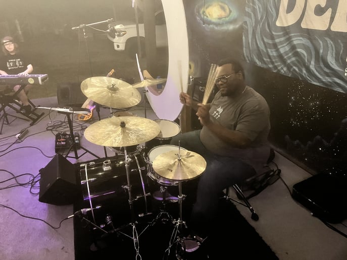 Gallery photo 3 of Tone Deff Band