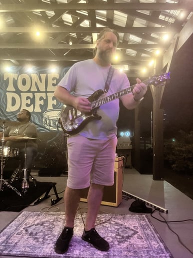 Gallery photo 4 of Tone Deff Band