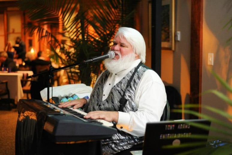 Gallery photo 1 of Tony Adams Entertainment