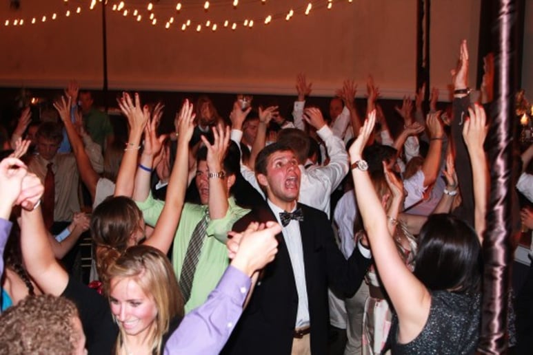 Gallery photo 6 of Heartland Dueling Pianos