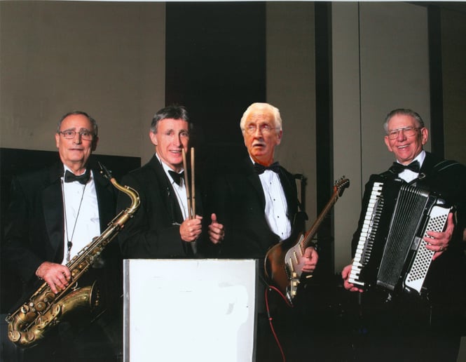 Gallery photo 3 of Tony DiBianca and his Virtual Band