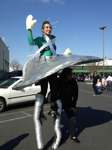 Gallery photo 10 of Tootsie Gazelle Stilt Walker