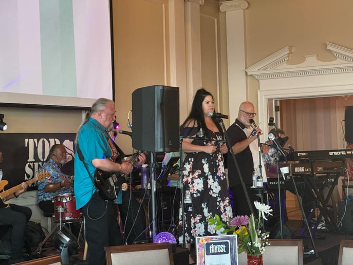 Gallery photo 8 of Top Secret Band