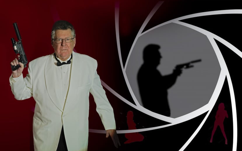 Gallery photo 1 of Elliott Hitchcock, Explosive Comedy Magic!