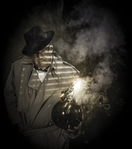 Gallery photo 6 of Elliott Hitchcock, Explosive Comedy Magic!