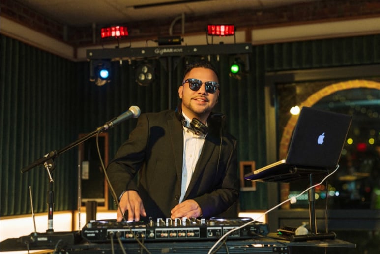 Gallery photo 10 of Toreitup Entertainment