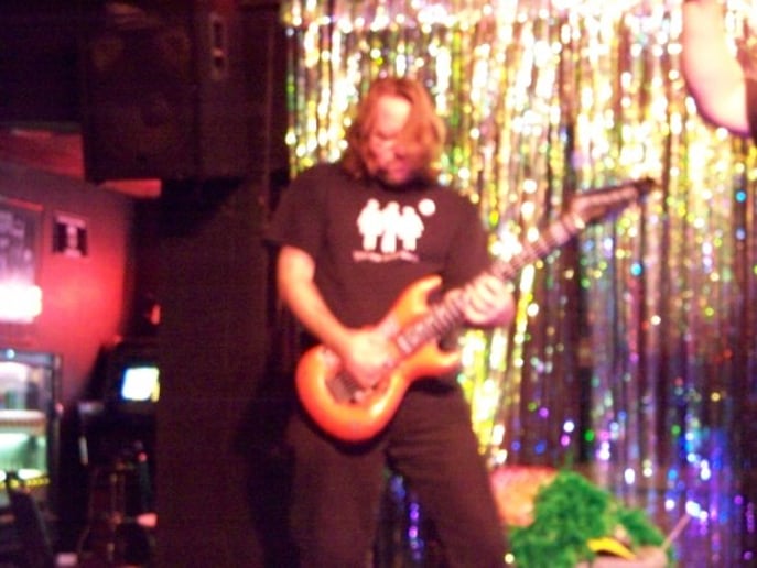Gallery photo 10 of Totally Twisted Karaoke