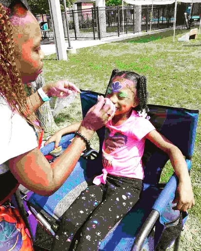 Gallery photo 1 of TotallyTia Face and Body Art