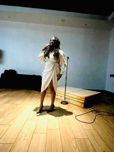 Gallery photo 4 of Tracey Jay Comedy